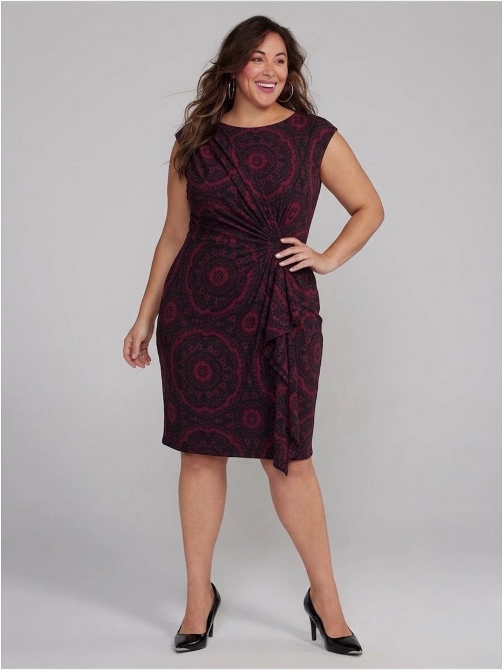 Jones New York Burgundy and Black Medallion Twist-Front Sheath Dress